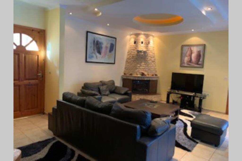 Pigi  Villa Grande מראה חיצוני תמונה